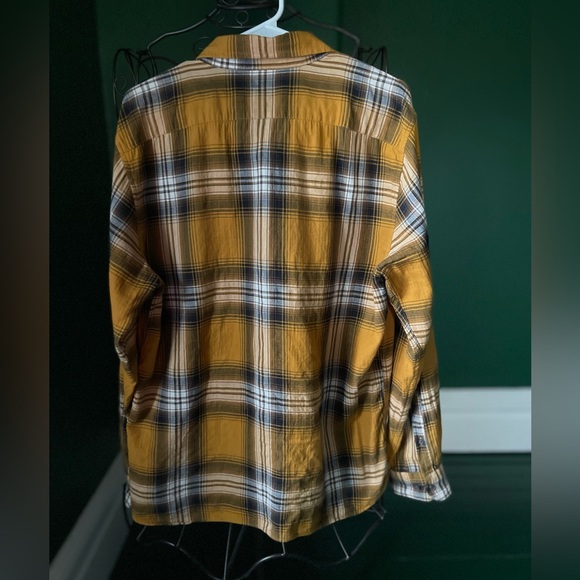 Banana Republic Men's Yellow Plaid Flannel - Picture 4 of 5